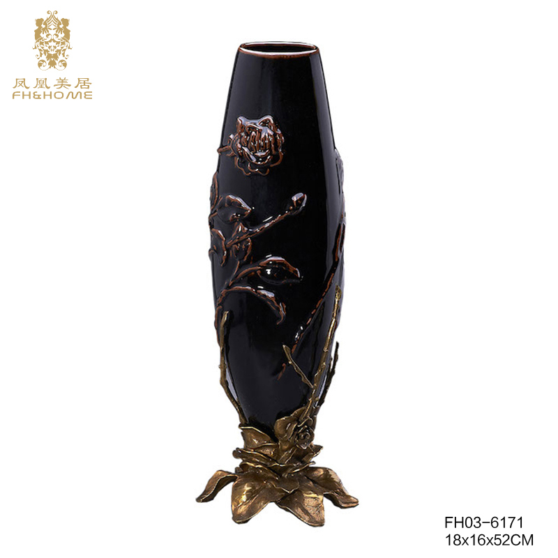 FH03-6171铜配瓷花瓶