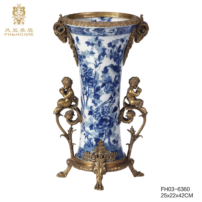    FH03-6360铜配瓷花瓶   