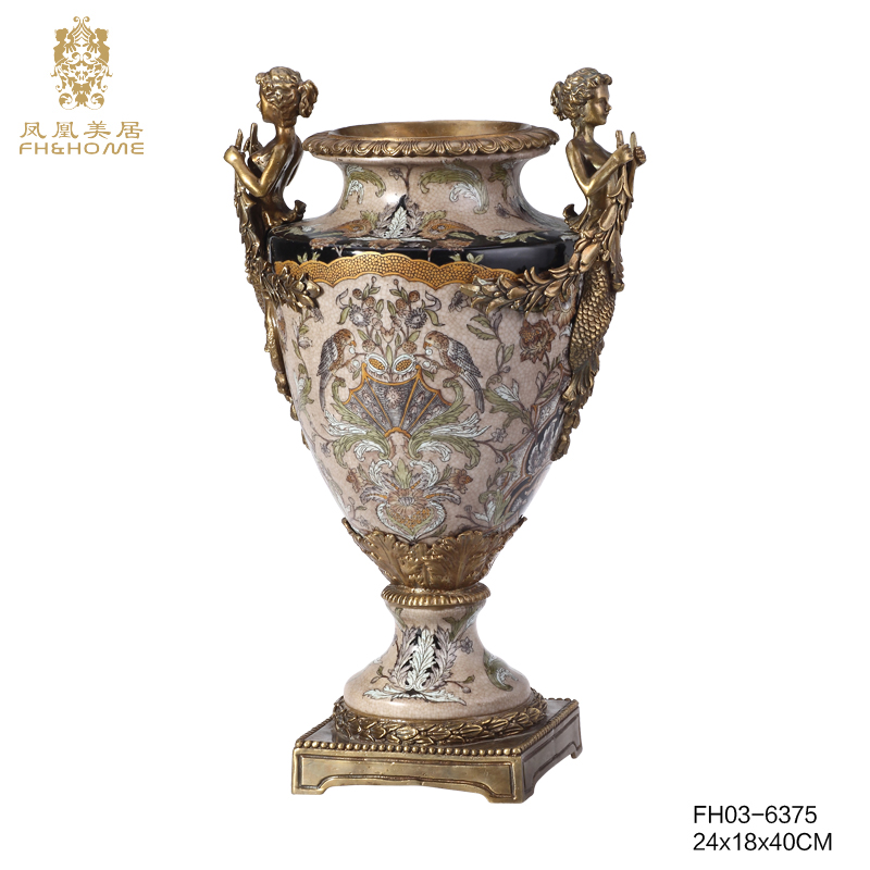    FH03-6375铜配瓷花瓶   