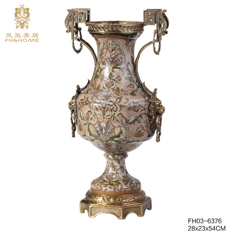    FH03-6376铜配瓷花瓶   