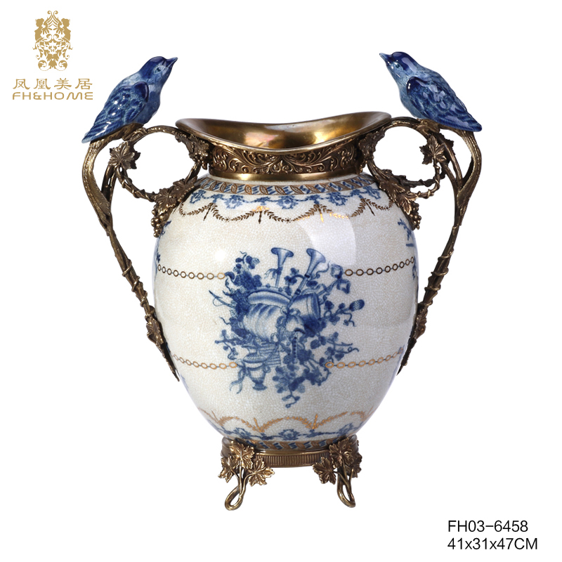    FH03-6458铜配瓷花瓶   