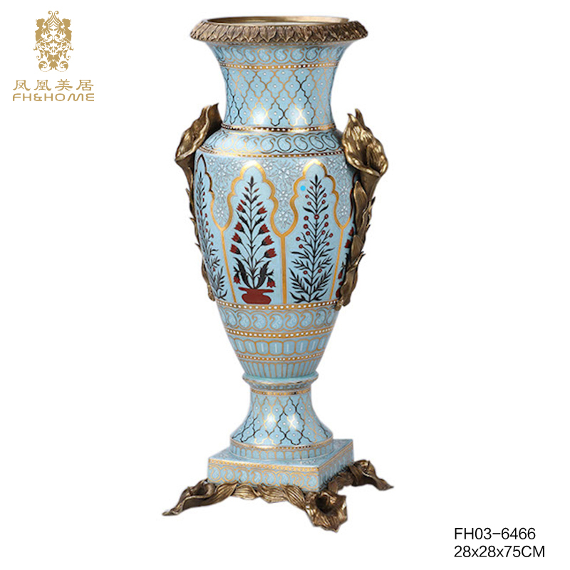    FH03-6466铜配瓷花瓶   