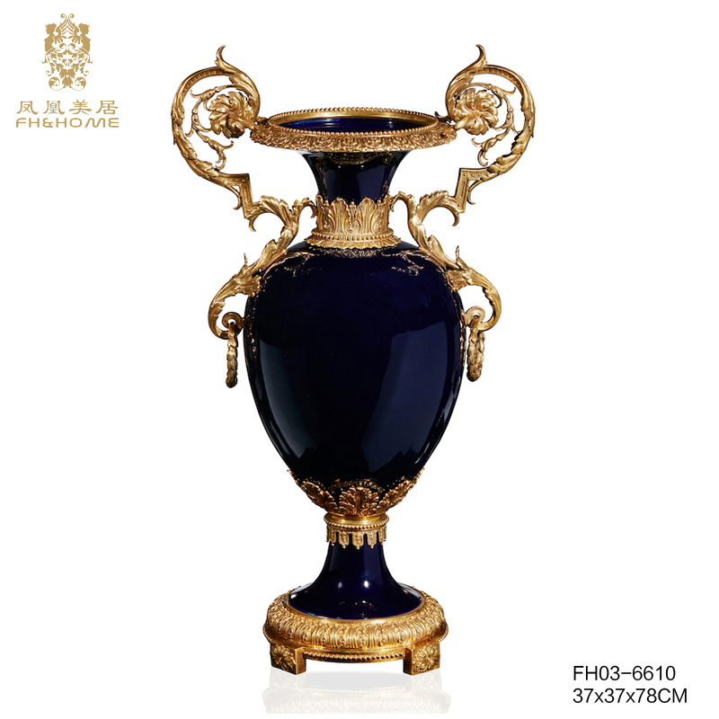   FH03-6610  铜配瓷花瓶   