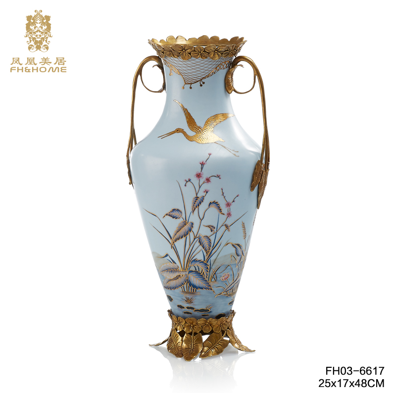   FH03-6617铜配瓷花瓶   