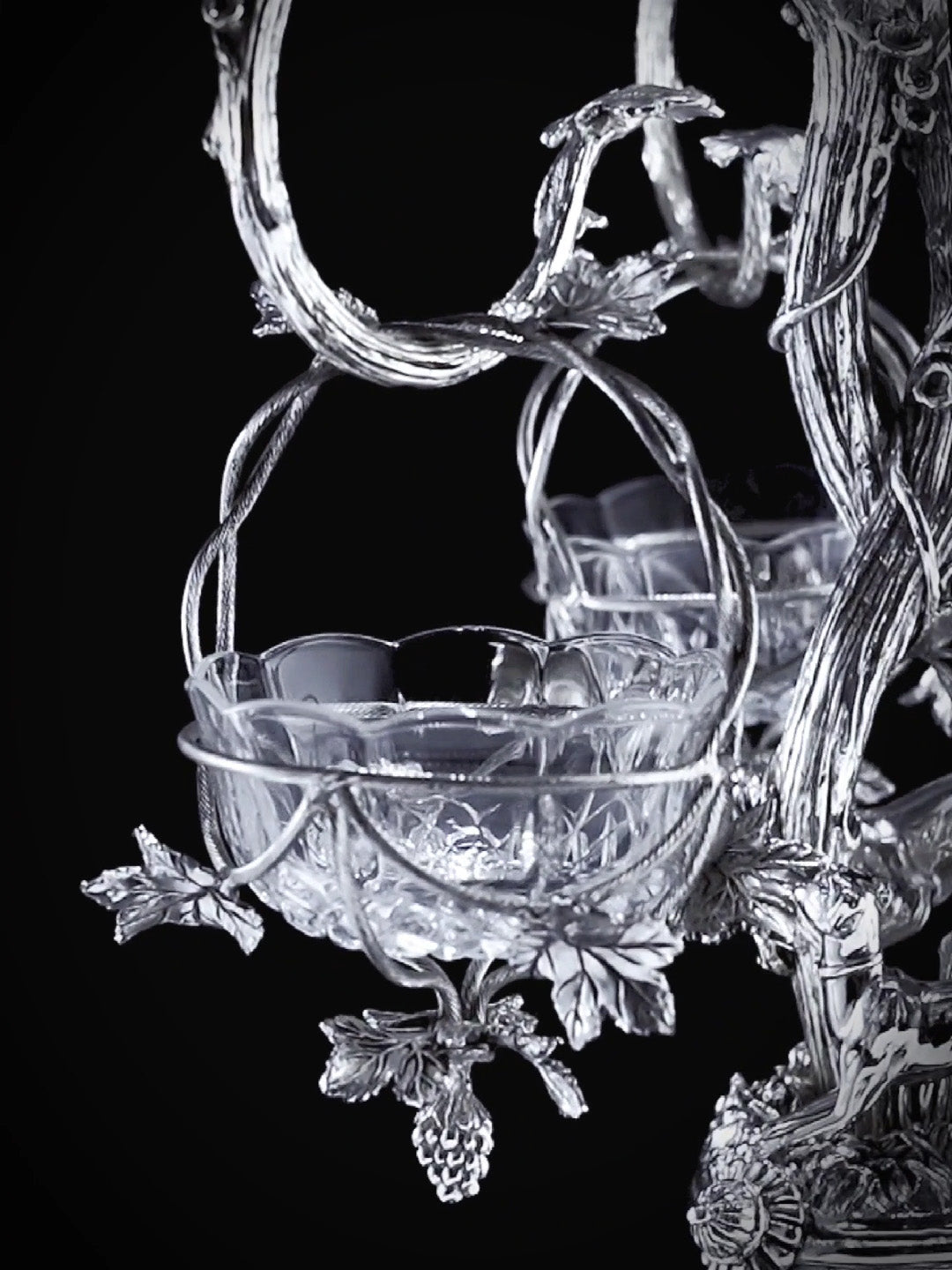 FH&HOME Victorian Grapevine Crystal Epergne Centerpiece