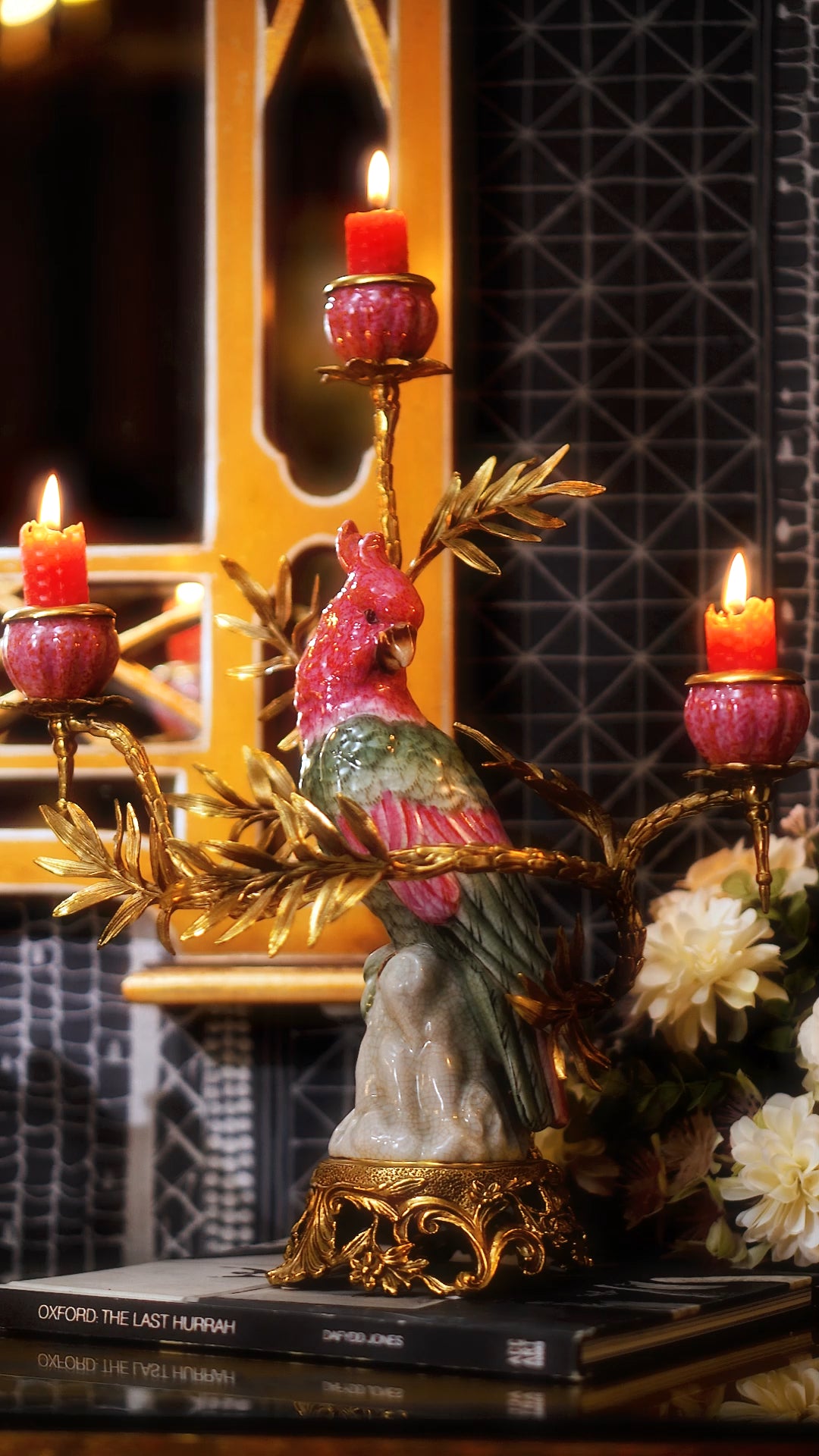 FH&HOME Exquisite Porcelain Parrot Candle Holder - Brass Foliage