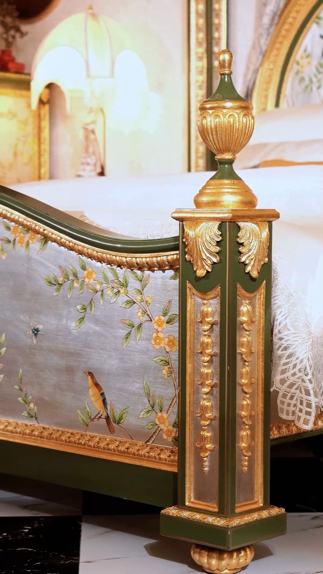 FH&HOME Louis XV Vernis Martin Rose Canopy Bed