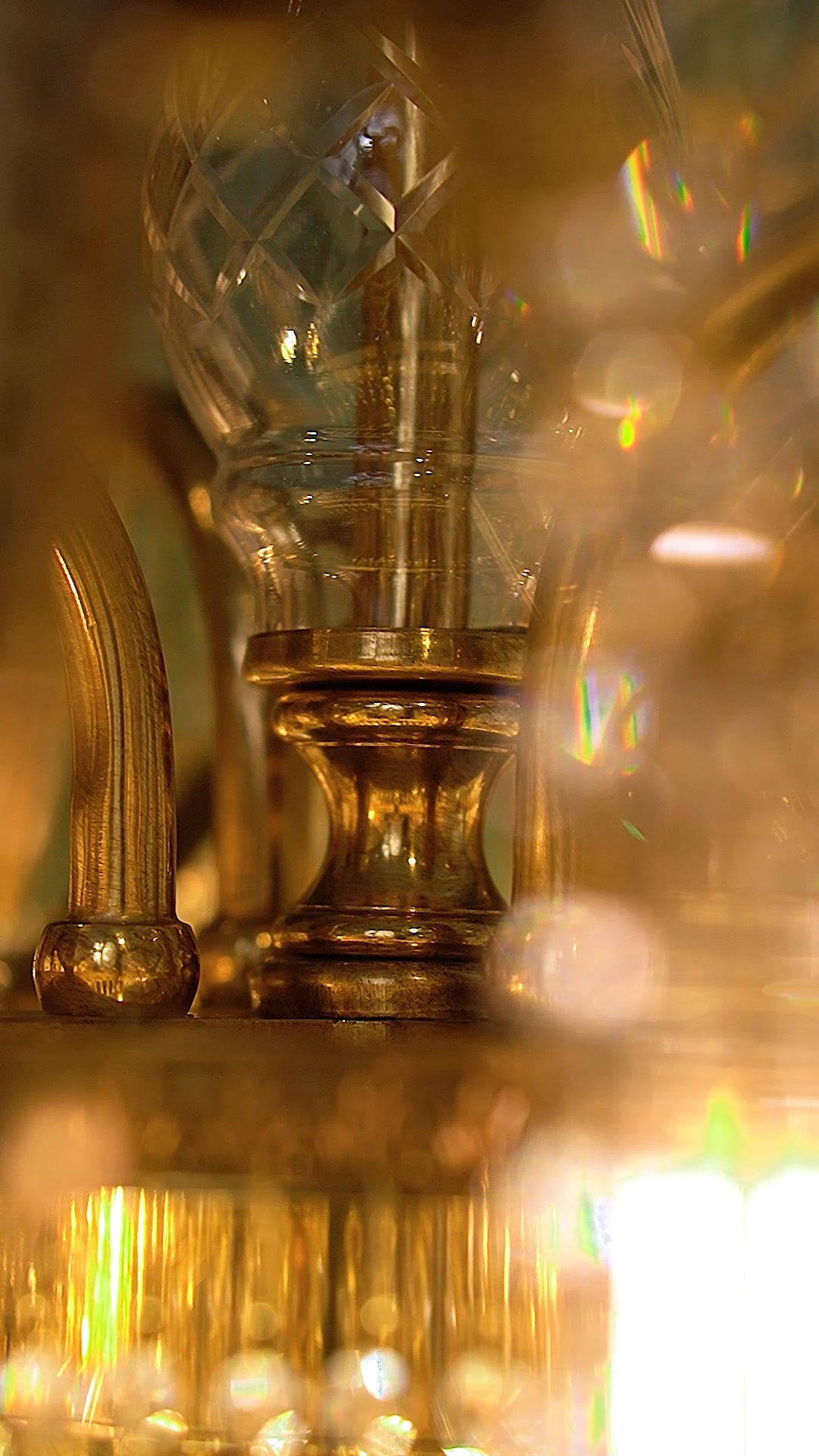 FH&HOME Crystal Tassel Floor Lamp - European Opulence Brass