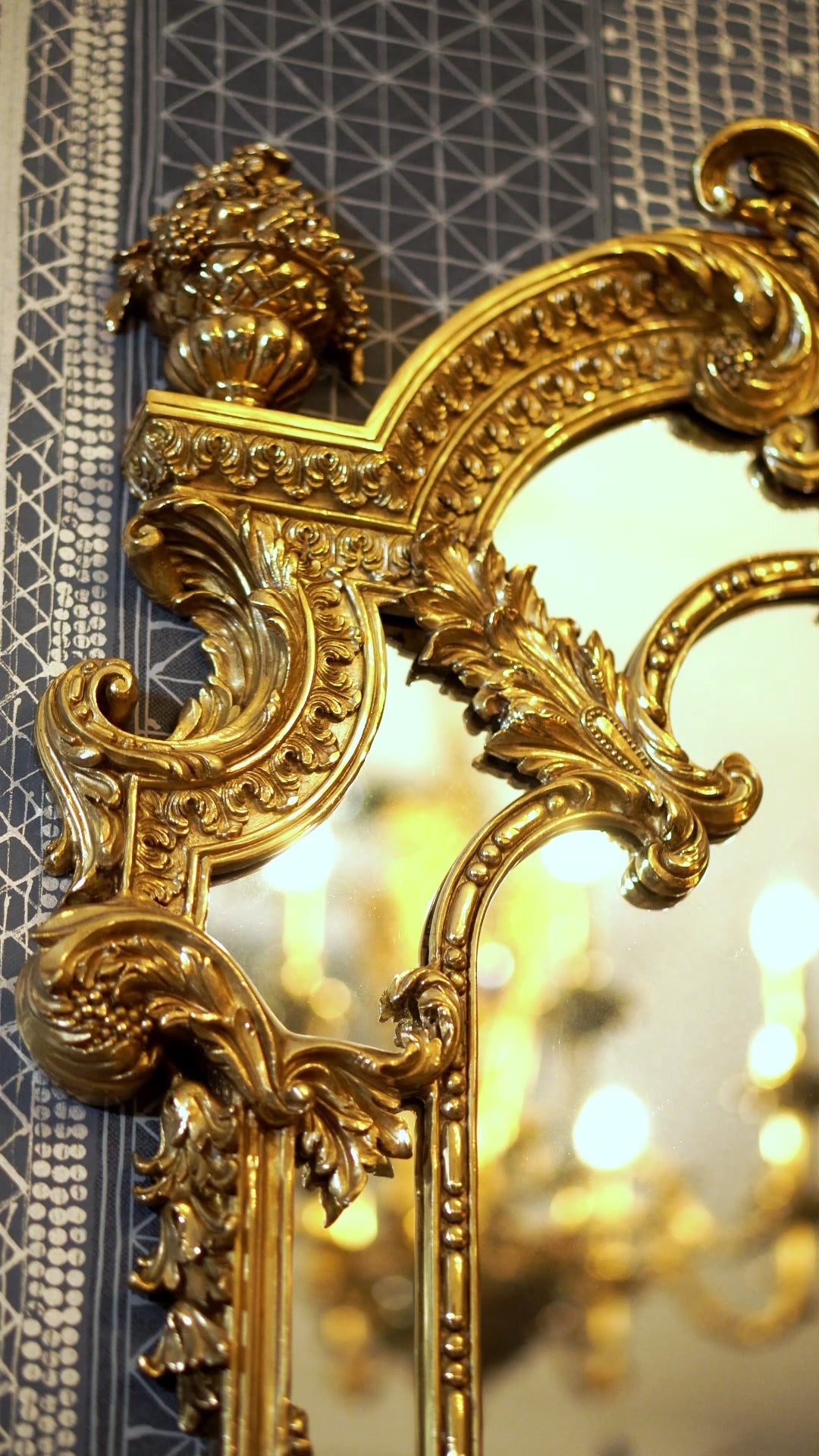 FH&HOME Rococo Gilded Cherub Sculpted Wall Mirror - Ornate Brass Frame Accent