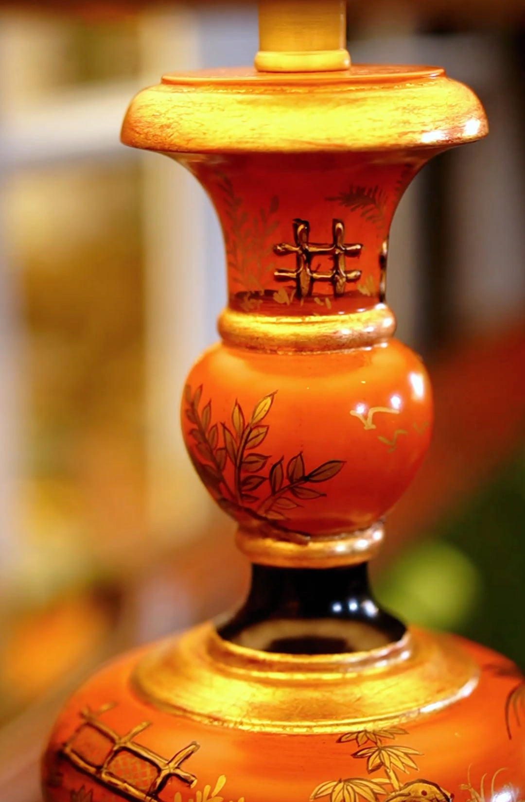 FH&HOME Orange Column Floor Lamp - Vintage Carved with Pleated Shade