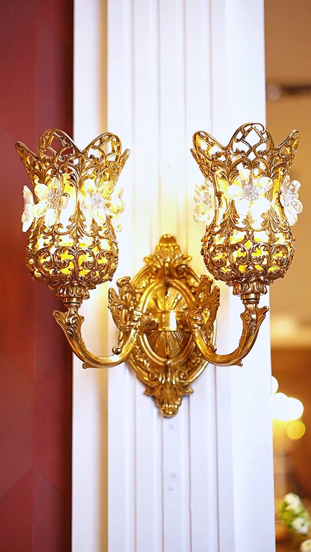 FH&HOME Rococo Crystal Flower Sconce - Brass with Floral Motifs