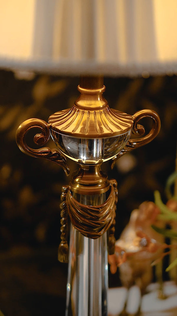 FH&HOME Classic Crystal Lamp - Elegant with Brass Base