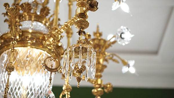 FH&HOME Palace Floral Chandelier - Ornate Crystal with Gilded Brass
