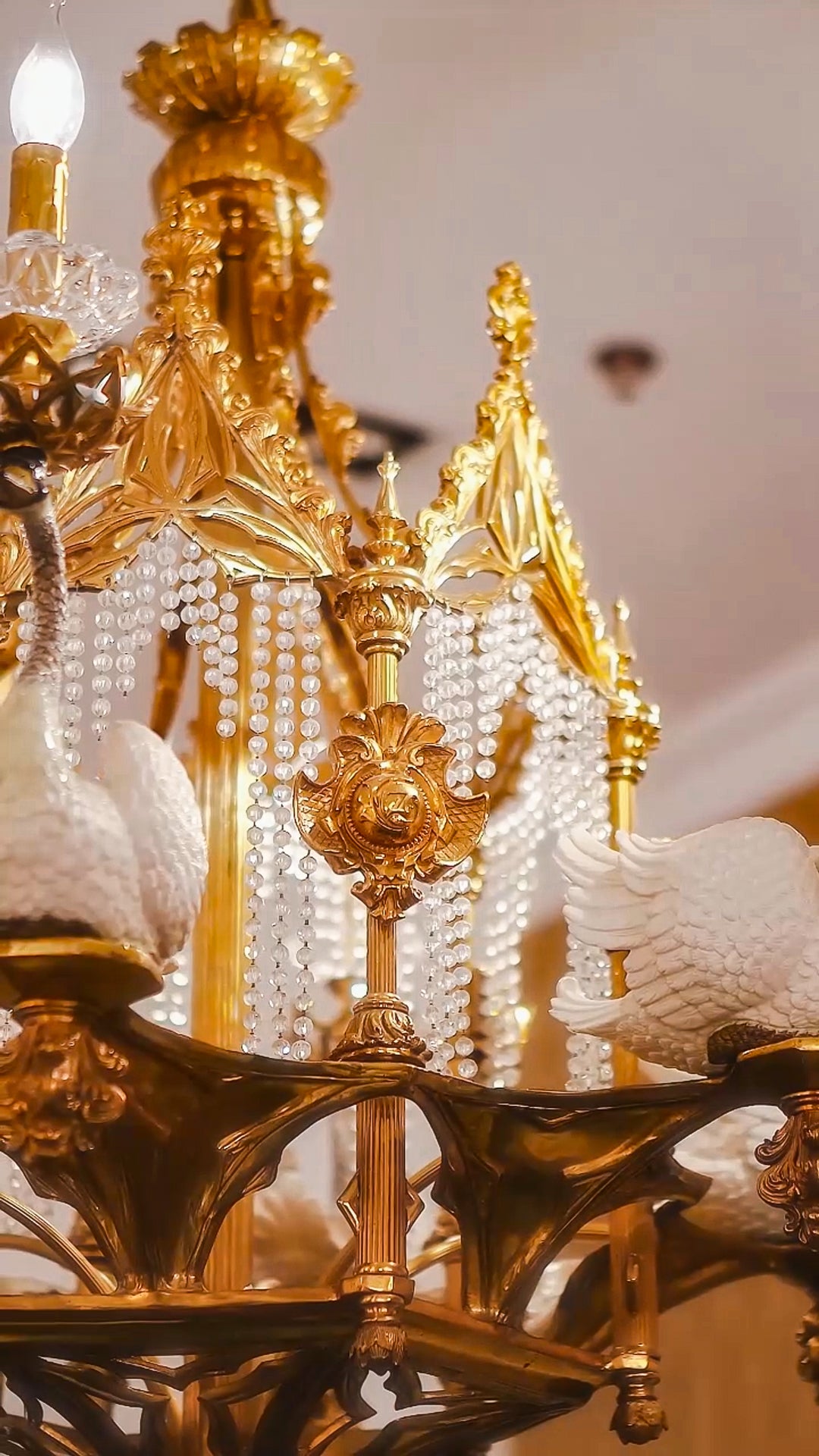 FH&HOME Porcelain Swan Chandelier - Delicate with Crystal and Brass