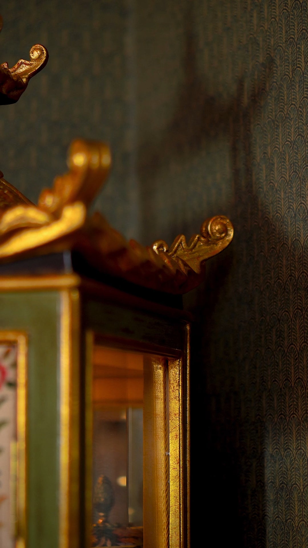 FH&HOME Chinoiserie Pagoda Cabinet - Floral French Paintwork