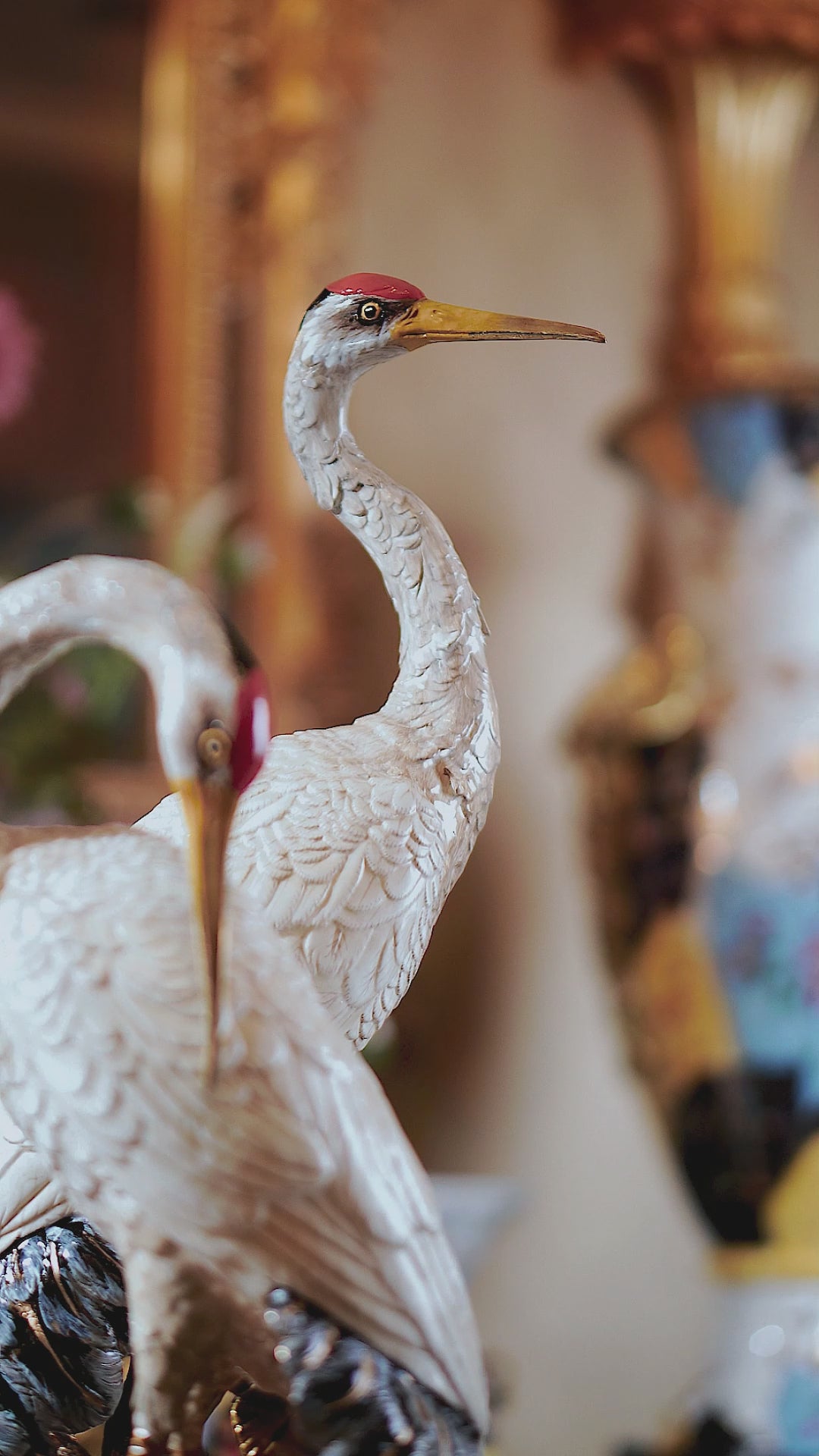 FH&HOME Red-Crowned Crane Couple Sculpture - Porcelain Symbol of Harmony